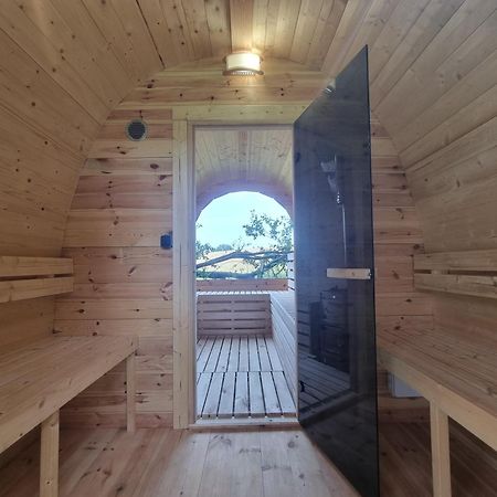 Loft Apartment Mit Grosser Badewanne A Mugeln Esterno foto