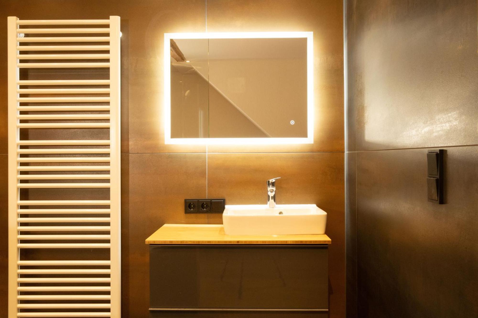 Loft Apartment Mit Grosser Badewanne A Mugeln Esterno foto