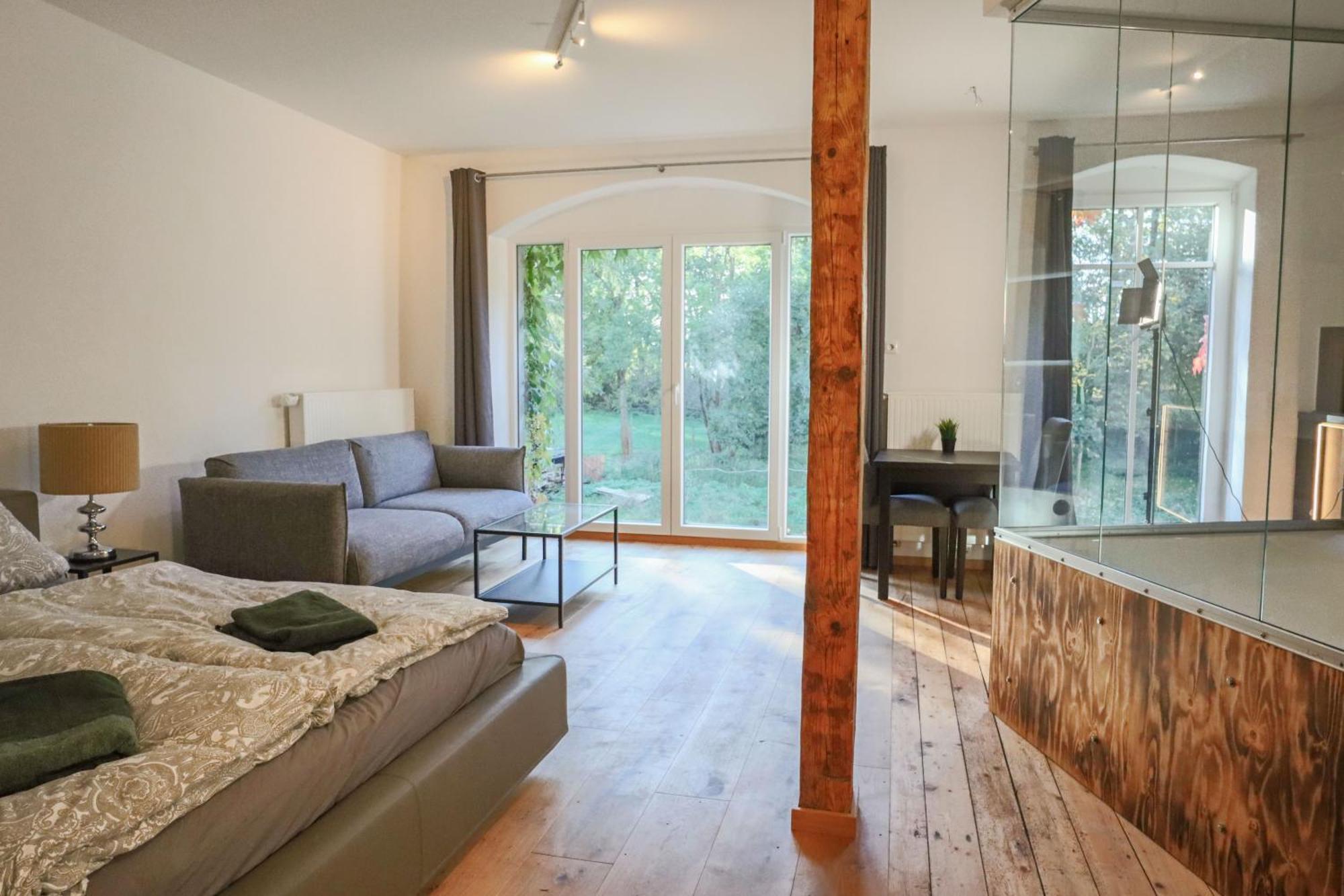 Loft Apartment Mit Grosser Badewanne A Mugeln Esterno foto